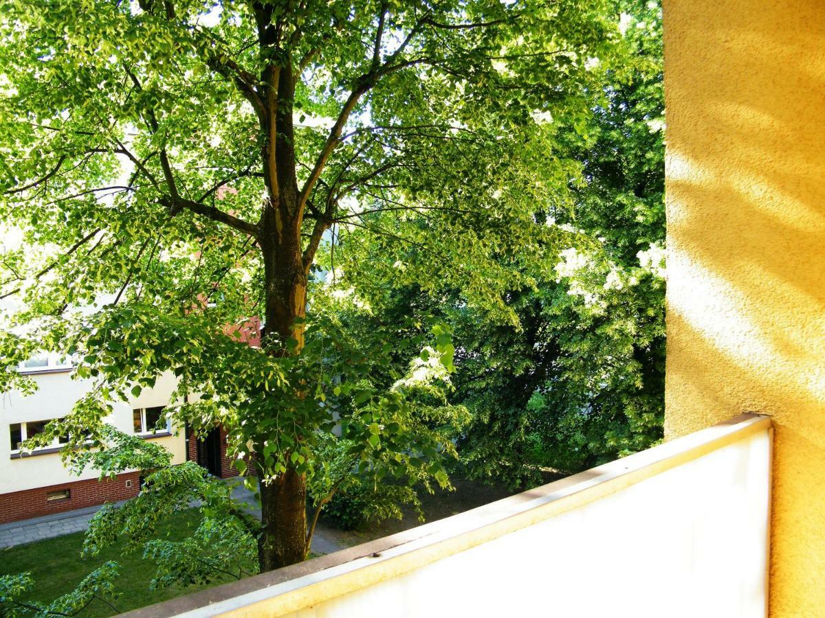 Bukowska Apartment *